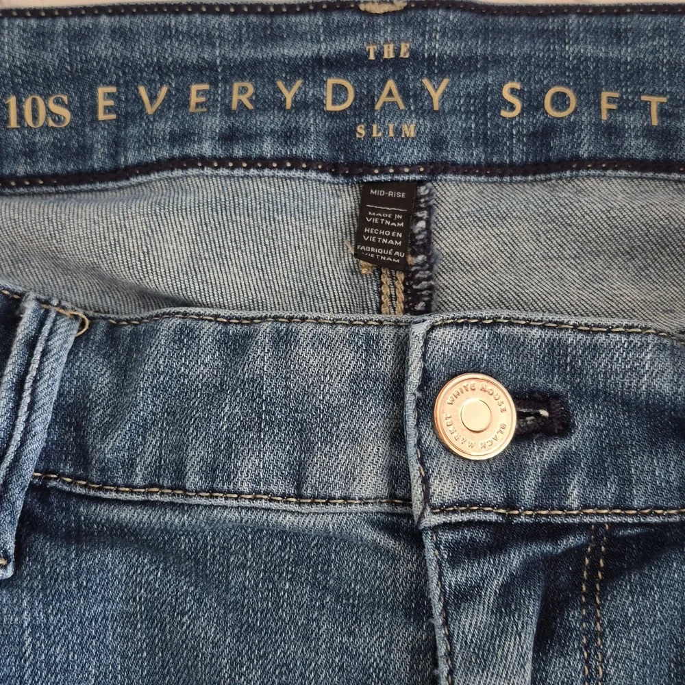 Everyday Soft Slim Jeans Midrise WHBM Size 10S